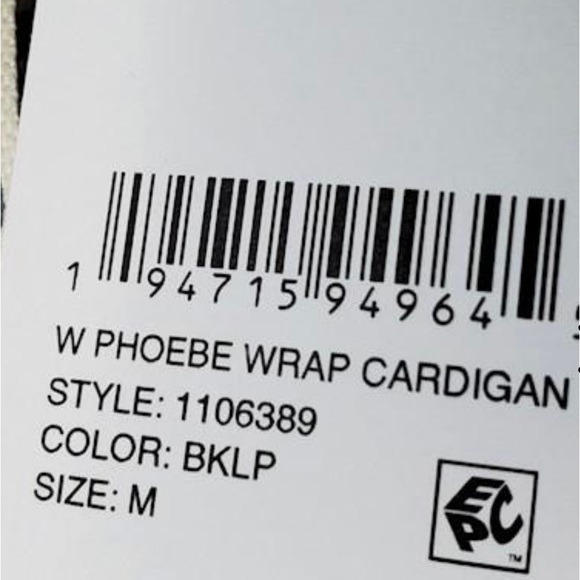 UGG Women’s Black/Cream Wrap Cardigan Sweater Size M - Picture 7 of 7